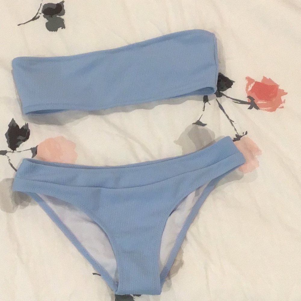 Bandeau top bikini set